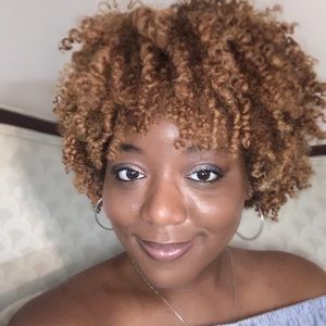 Meet your Posher, Kamisha